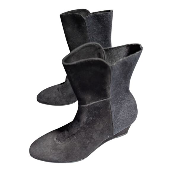 Stuart Weitzman Beatrice Black Suede Almond Toe Wedge Midi Ankle Boots Sz 7 - Picture 5 of 5